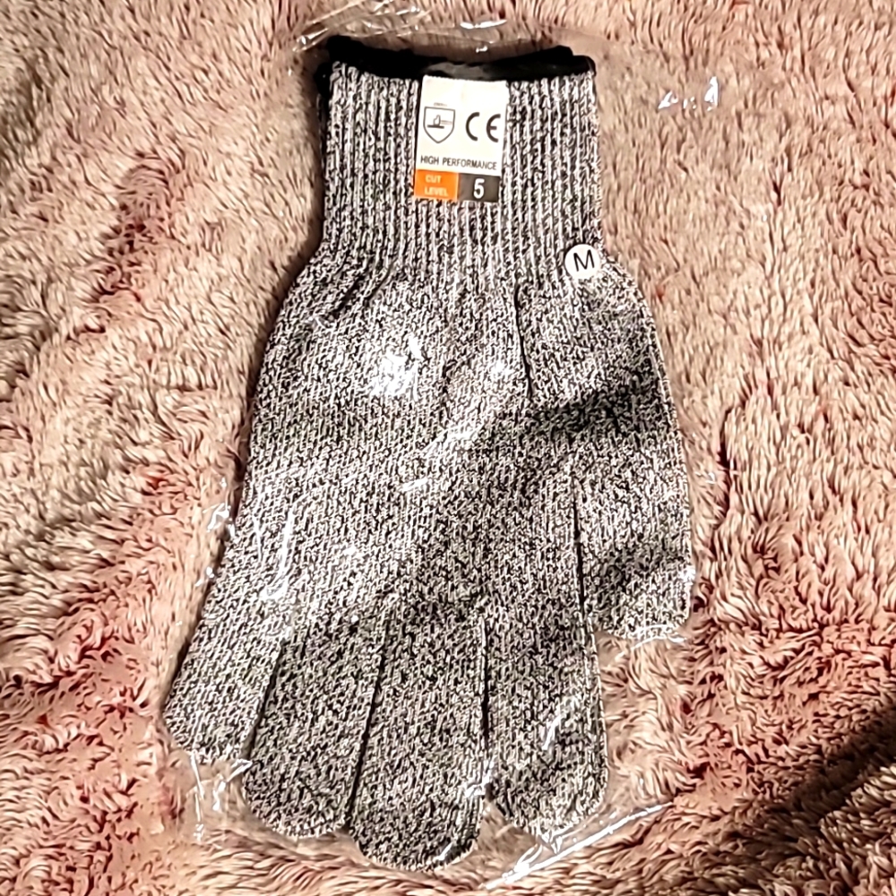NoCry Cut Resistant Gloves